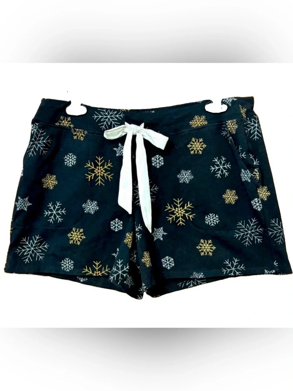 SOMA WOMEN PAJAMA SHORTS M COTTON BLEND WINTER SNOWFLAKES BLACK POCKETS SOFT $49